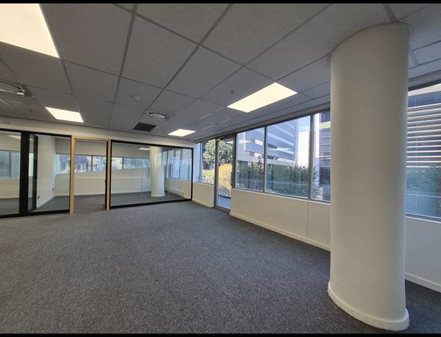 426M² OFFICE TO LET IN SANDTON CENTRAL